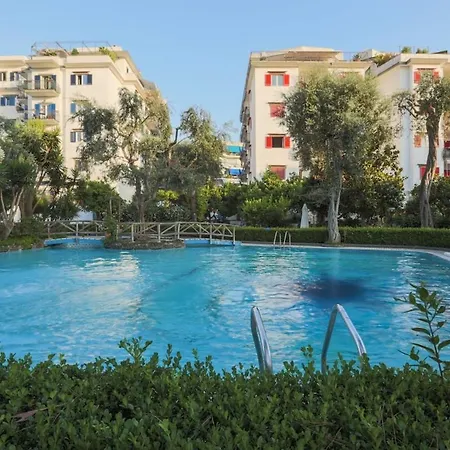 Sorrentovibes - Modern With Terrace, Swimming Pool&tennis * Sorrento