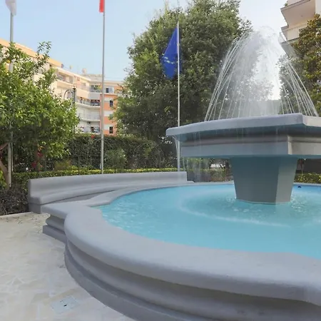 Sorrentovibes - Modern With Terrace, Swimming Pool&tennis Sorrento